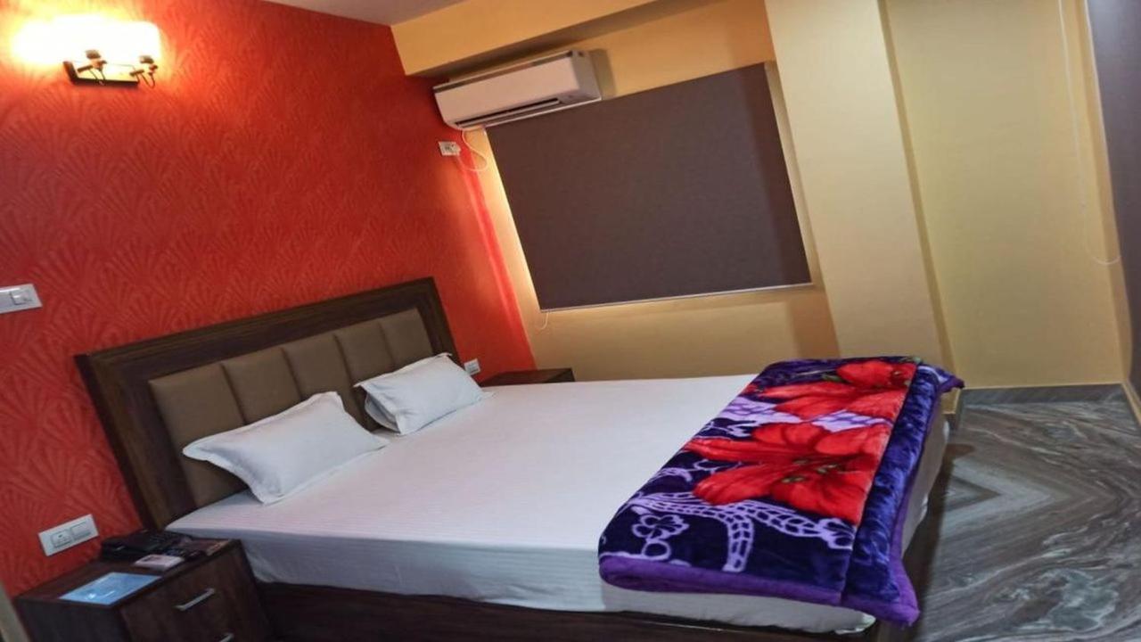 Hotel Aloka Residency Calcutta Extérieur photo