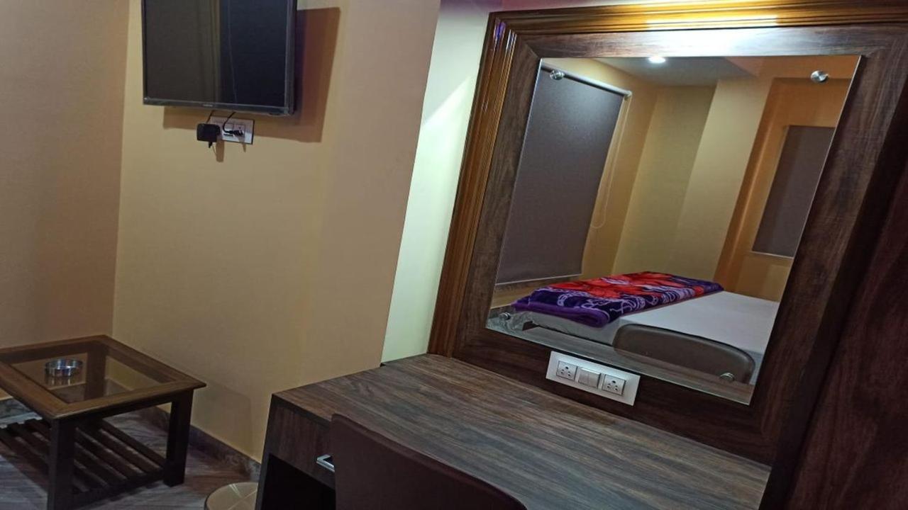 Hotel Aloka Residency Calcutta Extérieur photo