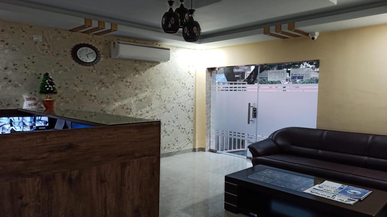 Hotel Aloka Residency Calcutta Extérieur photo